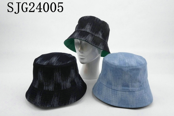 Bucket hat
