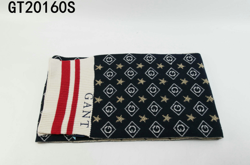 Knitted scarf &Gloves