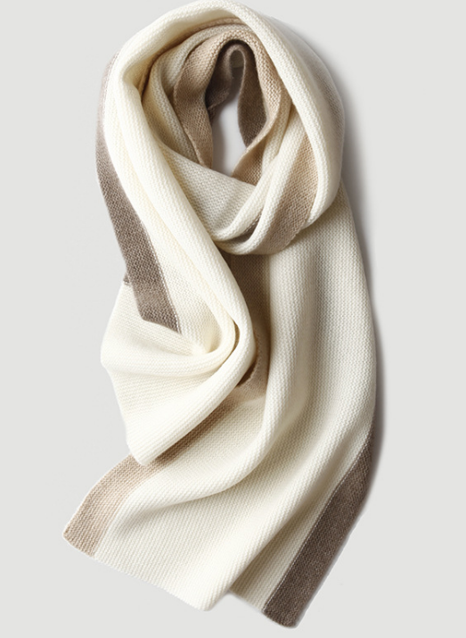 Knitted scarf &Gloves