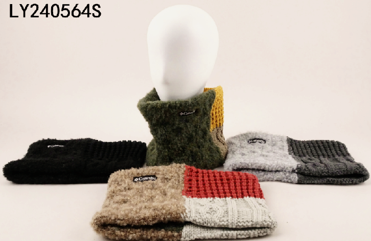 Knitted scarf &Gloves