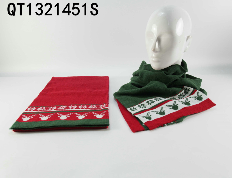 Knitted scarf &Gloves