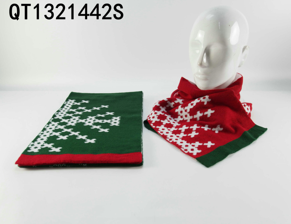 Knitted scarf &Gloves