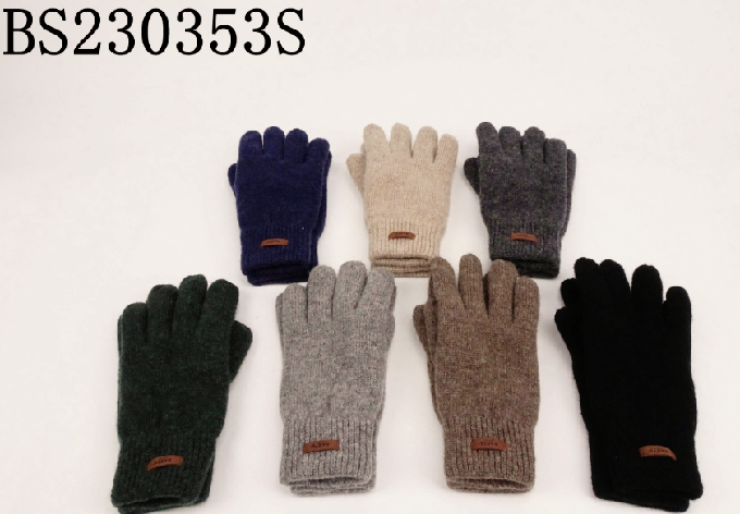 Knitted scarf &Gloves