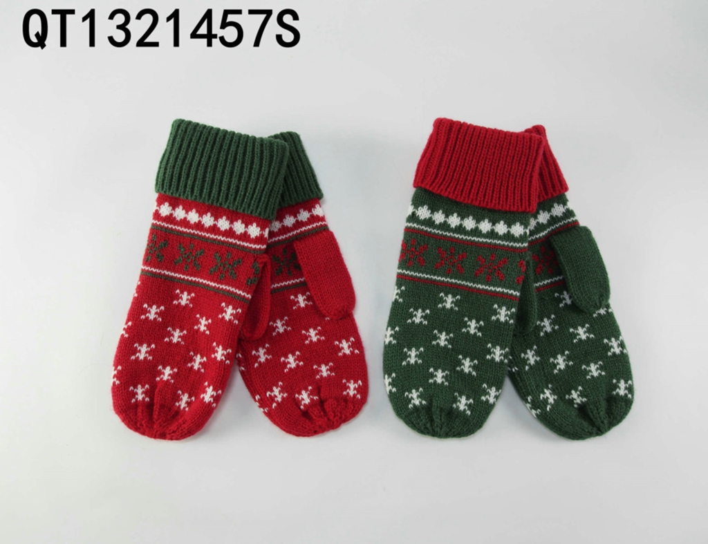 Knitted scarf &Gloves