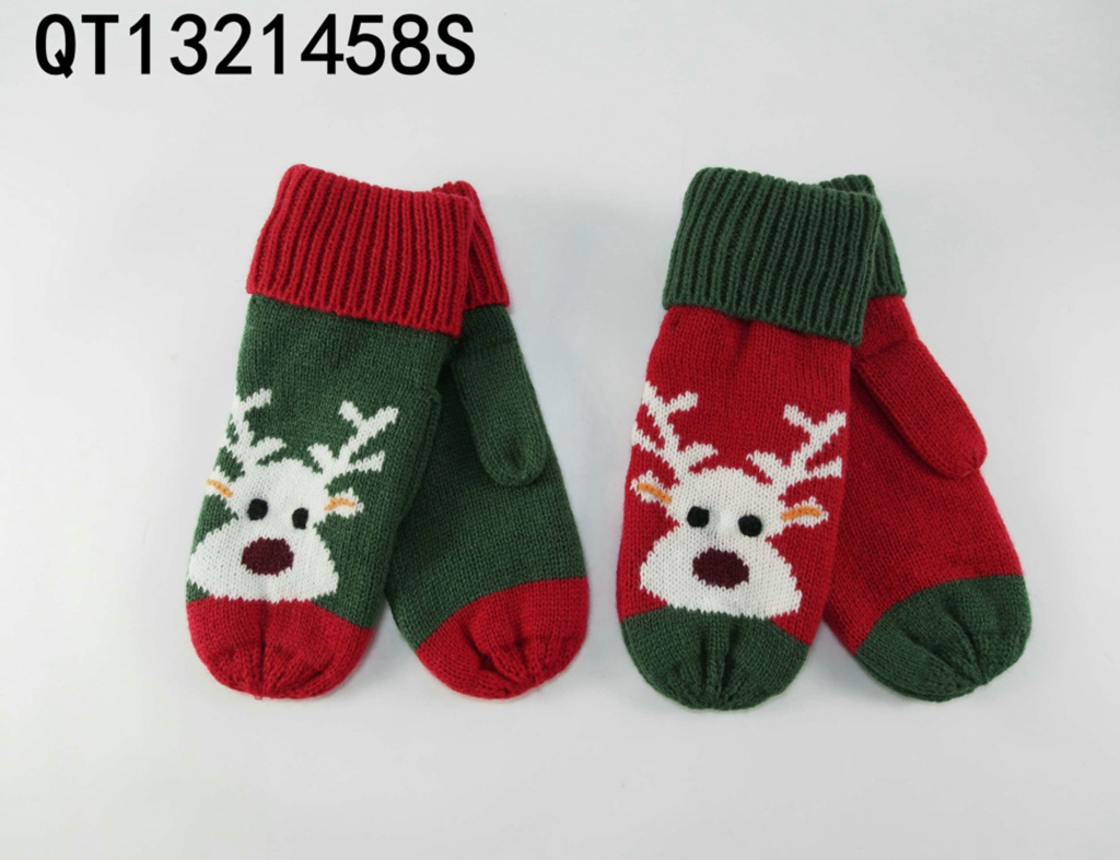 Knitted scarf &Gloves